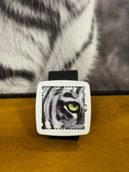 Montre Tigre Noir...