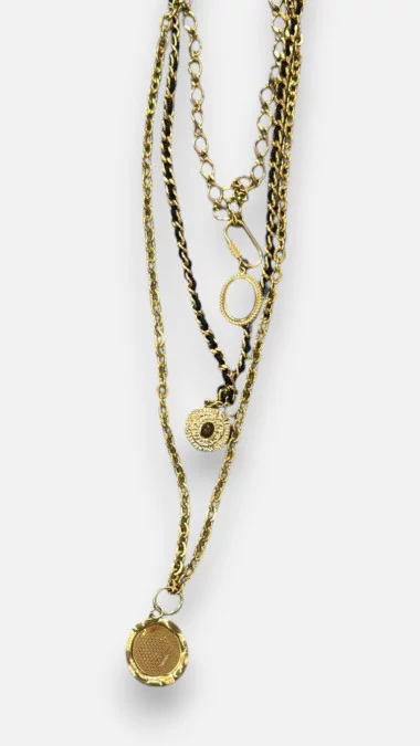 Collier Pakistanais