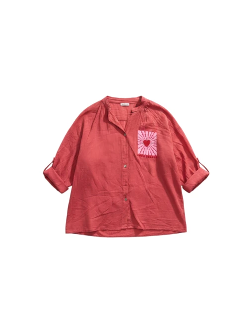 Chemise Faite de Beaux Jeux